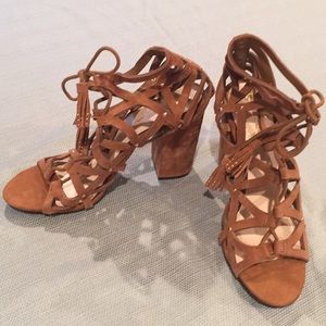 Jessica Simpson heels